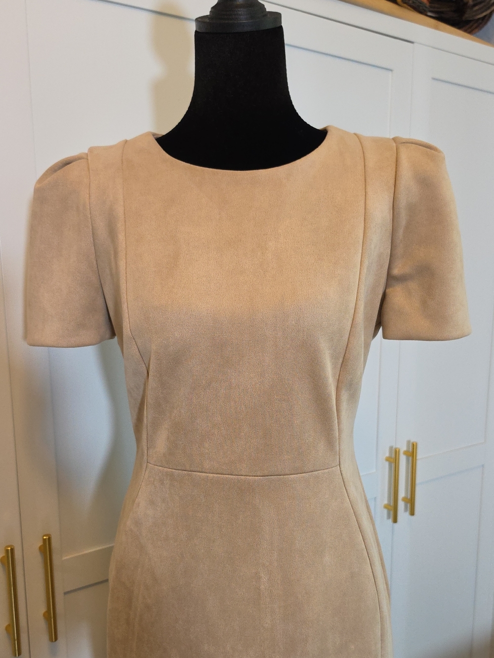Calvin Klein Camel Tan Faux Suede Puff Short Sleeve Sheath Dress Size 10 - Picture 4 of 13